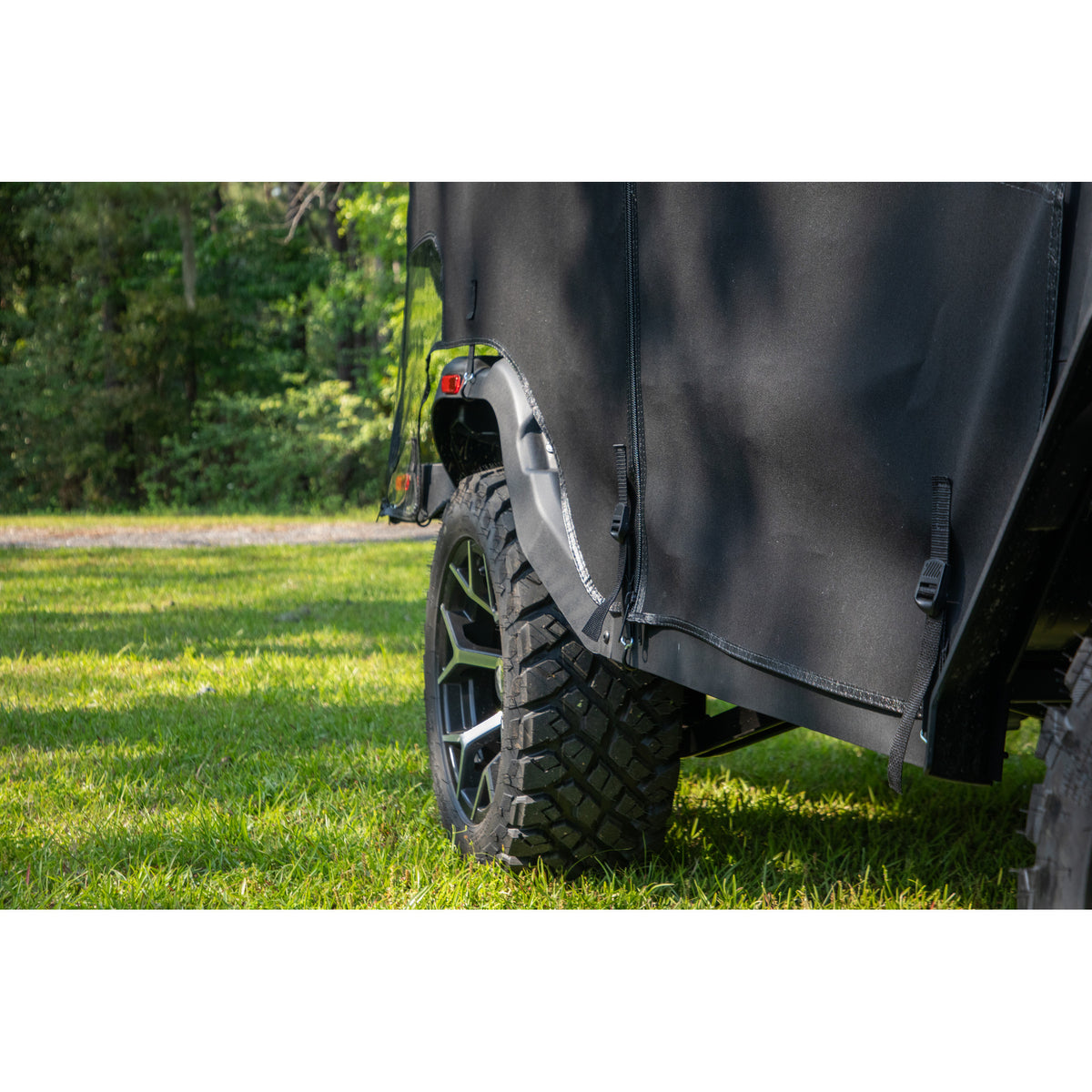 RedDot 2+2 Denago Nomad XL 3-Sided Track Style Enclosure & Valance - Black